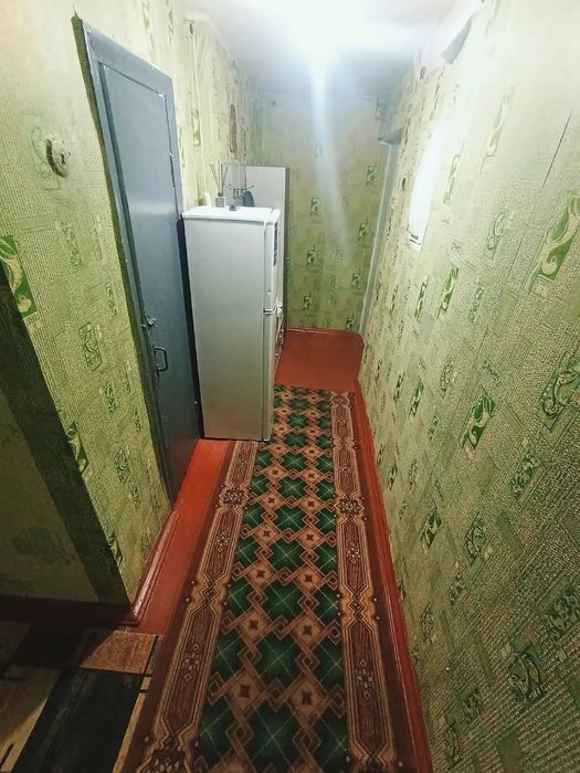 Продам двух комнатную квартиру