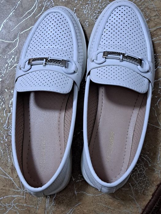 Обувь женская удобная