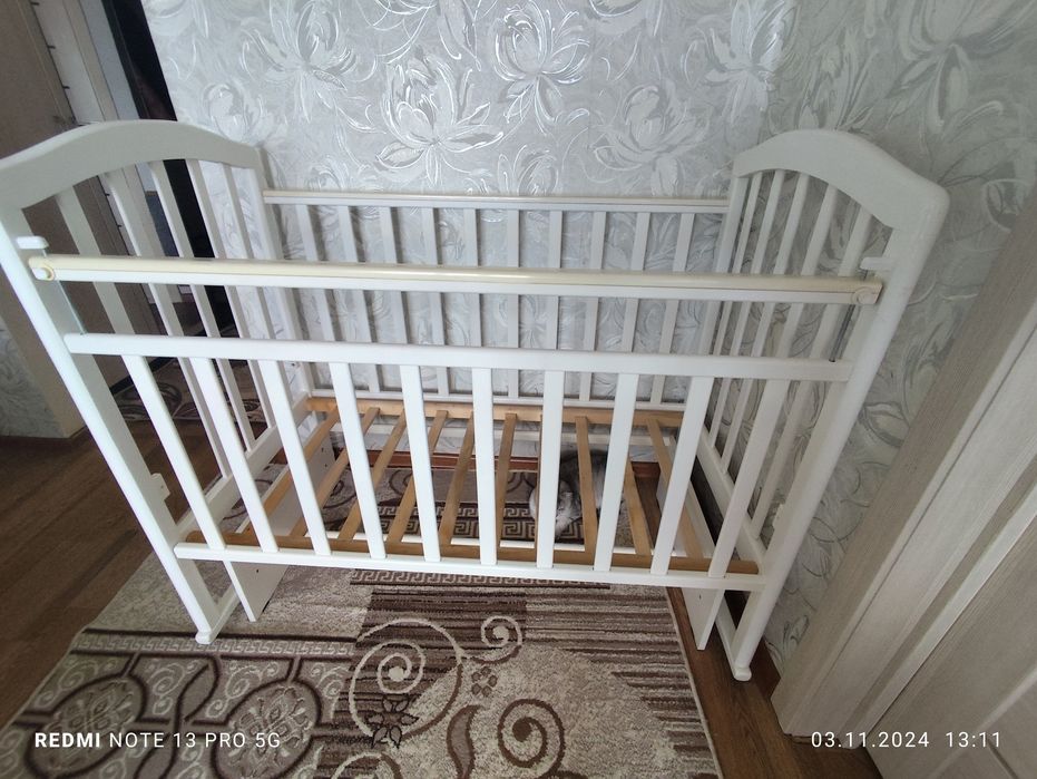 Продам детскую кроватку