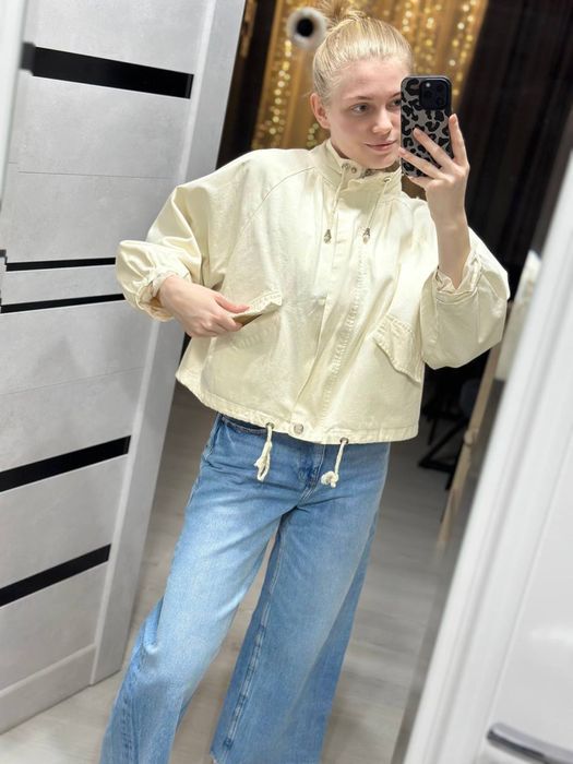 Пиджак и джинсовая ветровка