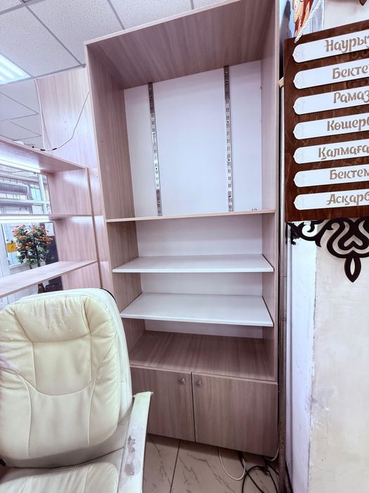 Продам витрины для одежды