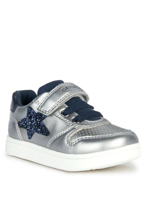 Чисто нови детски маратонки Geox