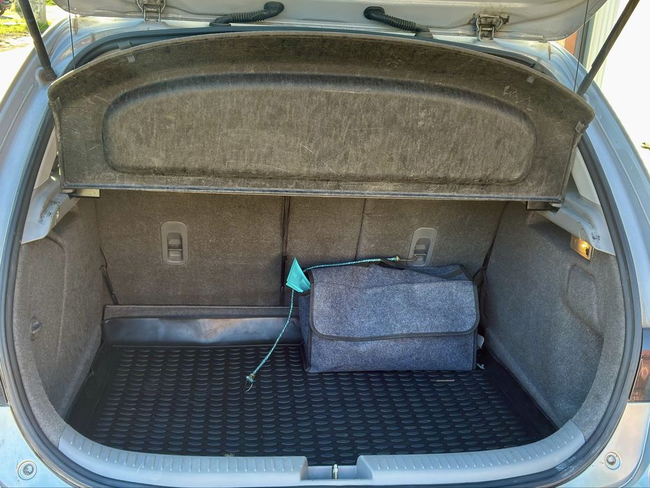 Mazda 3 1.6 Diesel 2006 | Unic proprietar RO | Adusă Germania | Revizii la zi | Consum mic