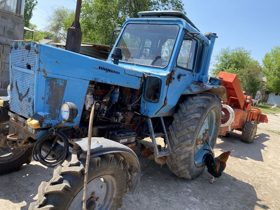 Трактор МТЗ 80 прессподборщик сипма.