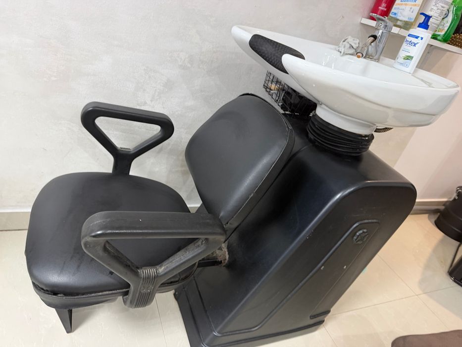 Scafa frizerie în stare bună