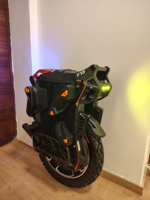 Monociclu electric Kingsong F18  5000w