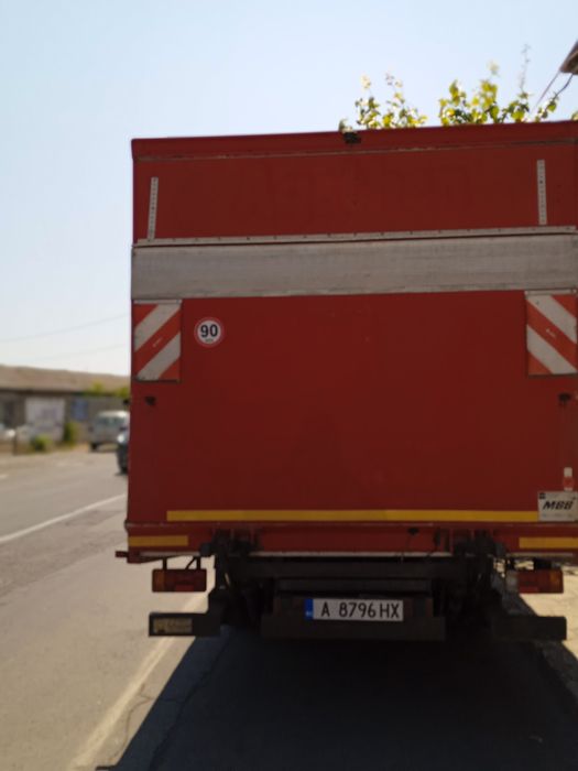 продавам лек автомобил Мерцедес А класа  в добро техническо състояние