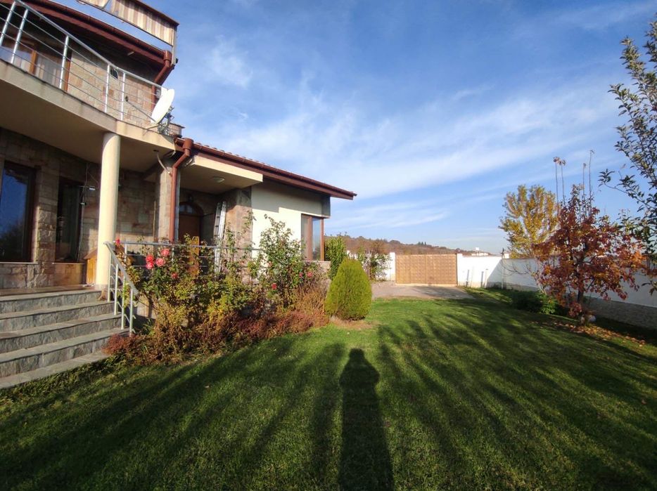 Продава се Къща в Стара Загора, Железник - център - 253 кв.м за 2372 €/кв.м - Снимка #11