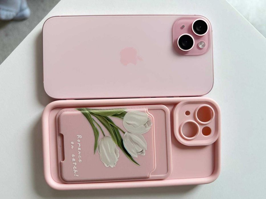Apple Iphone 15 Pink