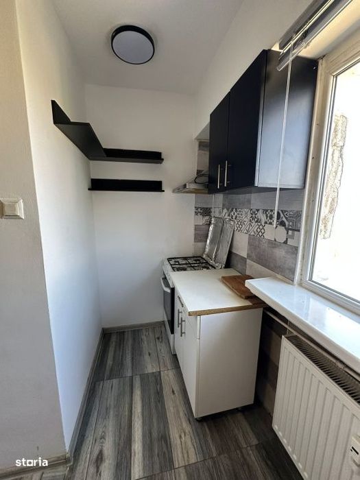 Apartament , 49 mp Calea Bucuresti, Zona Rotonda