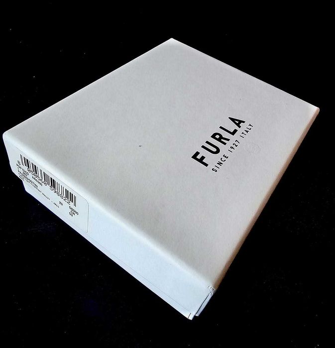 Оригинален дамски нов портфейл FURLA