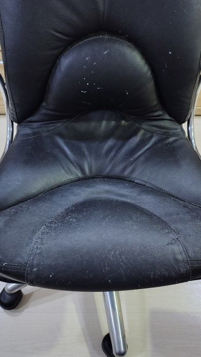 Офисное кресло / компьютерное