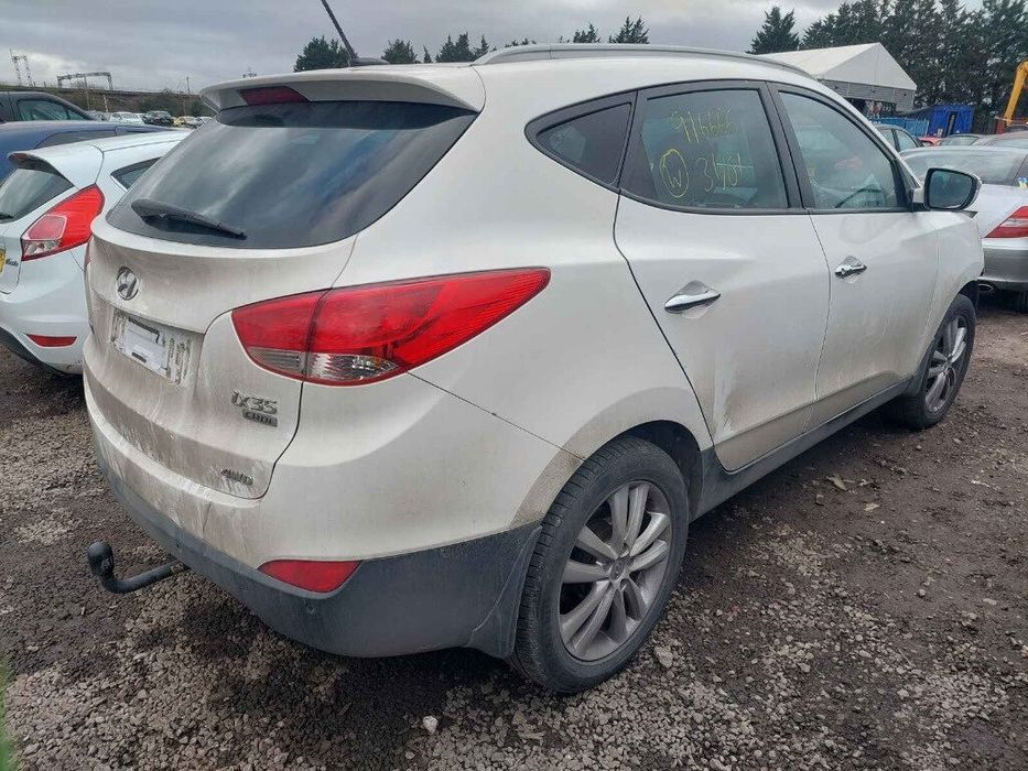Carcasa filtru motorina Hyundai ix35 (2010->) 2011