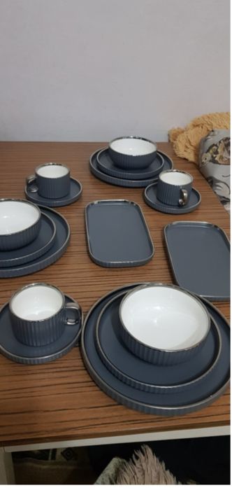 Продам чайный сервиз 32 пред