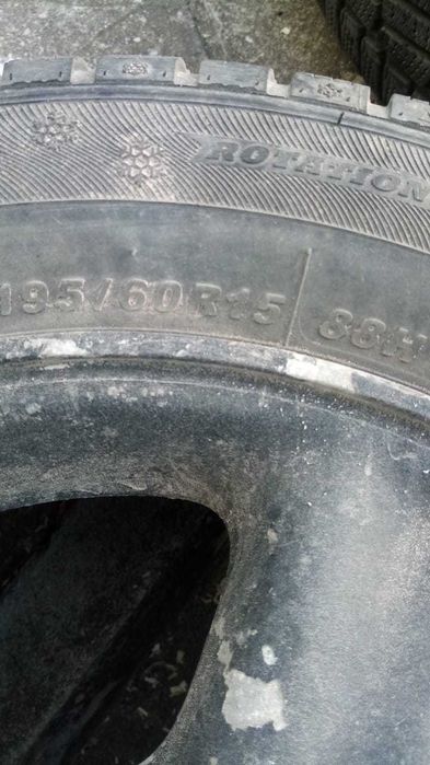 4 броя алуминиеви джанти с гуми 15-5х100 toyota с хубави зимни гуми