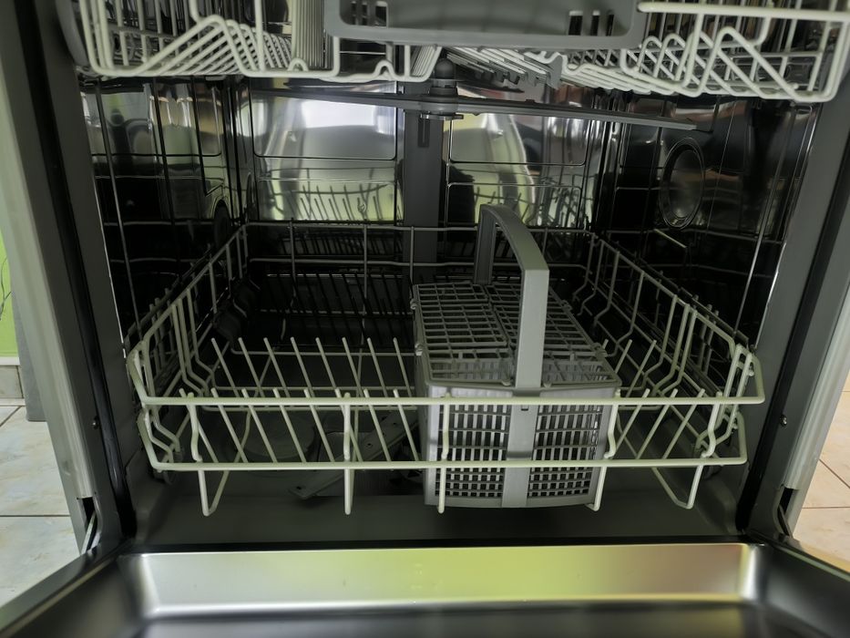 Съдомиялна bosh.