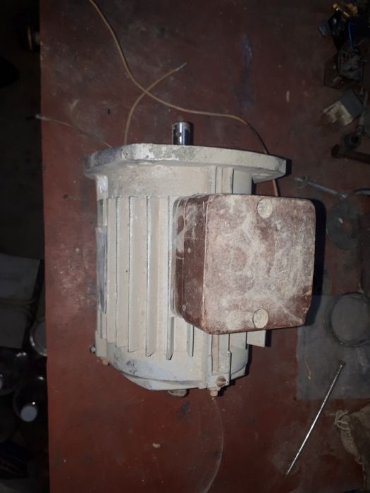 Электромотор 0.37 киВт