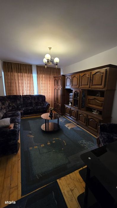 Apartament cu 3 camere, 63 mp., zona Centrala, Turda
