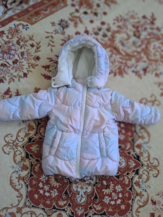 Geaca de iarna pentru fetița