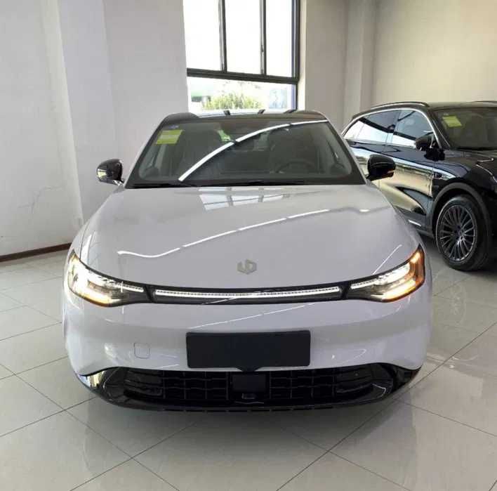 Leapmotor C01 Premium Hybrid 216 naxt va xalol nasiya