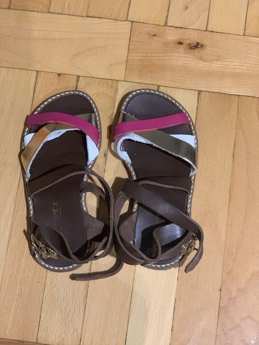 Пакет обуви на девочку 24-25 размер