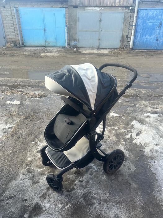 Коляска детская кожзам