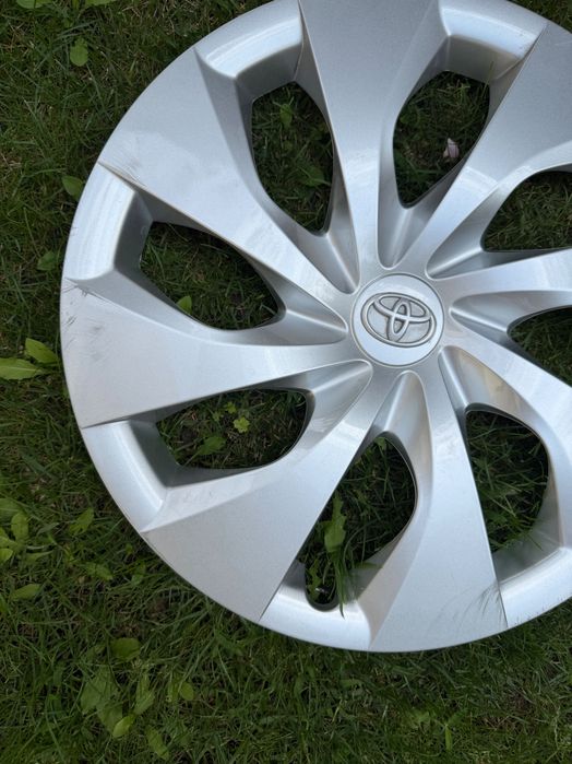 Оригинални тасове за Тойота 16”