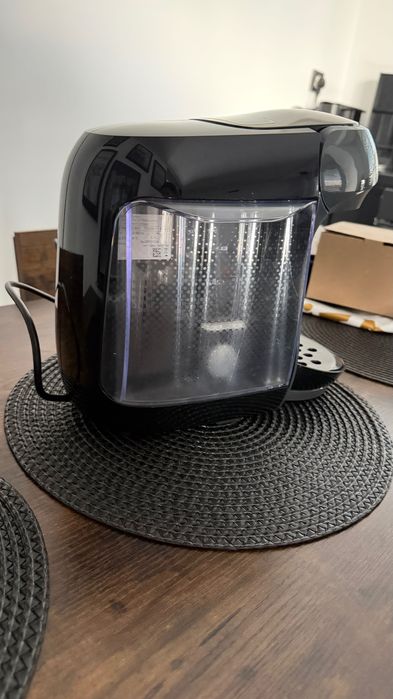 Кафе машина Bosch tassimo черно сиво англ кабел