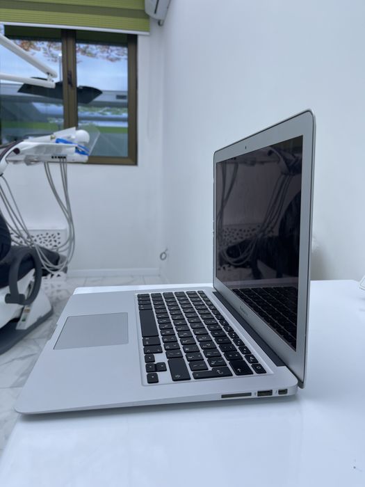 Макбук MacBook Air