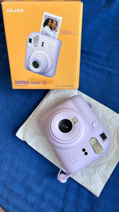 Fujifilm Instax Mini 12 — фиолетовая