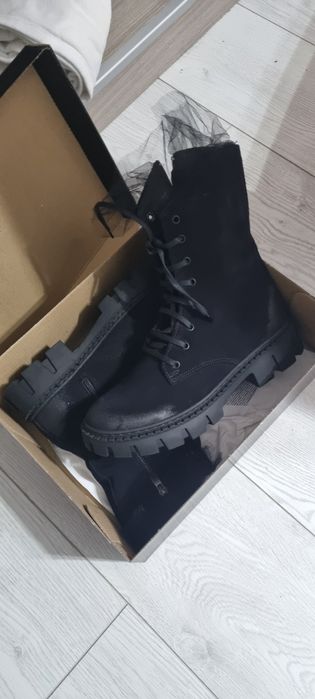 Дамски боти 39н. Стелка 25,5см.