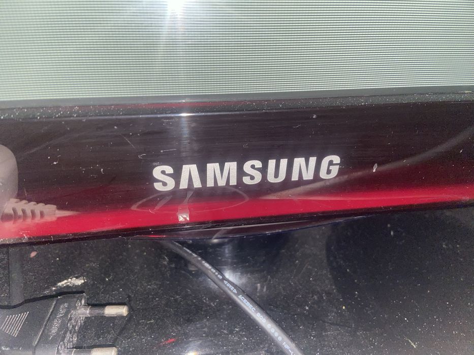 Продам тв Самсунг