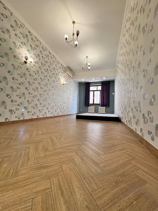 Продается 4х комнатная квартира на Чехова Бон