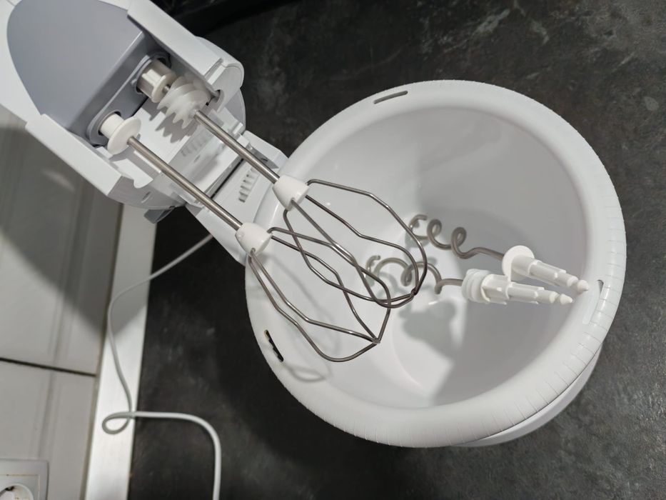 Mixer cu bol Bosch MFQ3555 în garanție