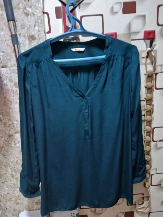 Продается женская рубашка