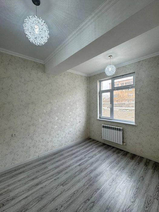 Яшнабад улица Иззат Новостройке продается квартира 2/1/8  44м2