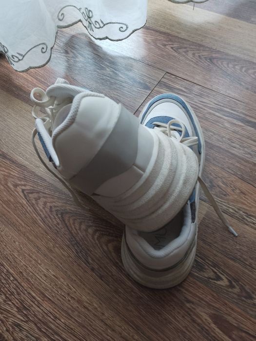 Сникърси,маратонки кожени