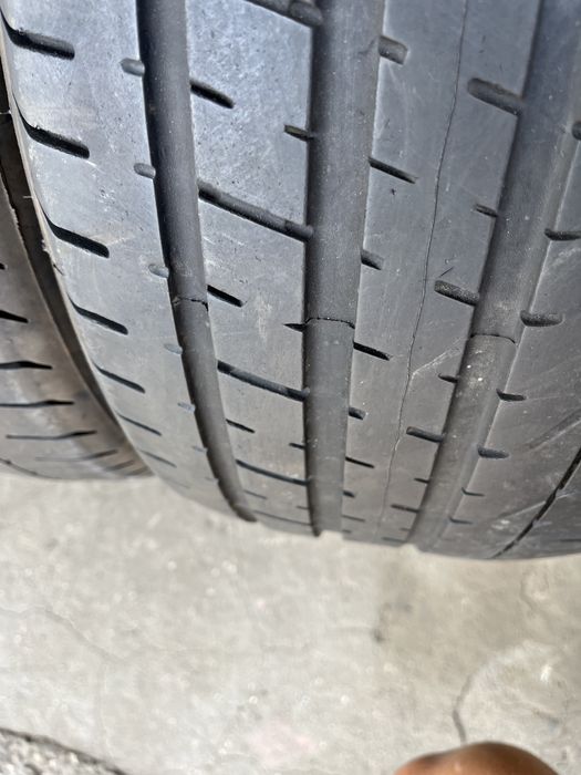 2 бр. летни гуми 245/45/20 Pirelli DOT 4317 4,5 mm