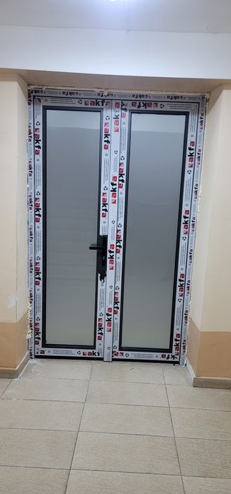 Akfa eshik va romlar