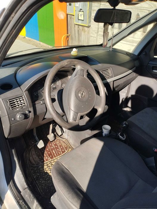 Se vinde . Opel Meriva