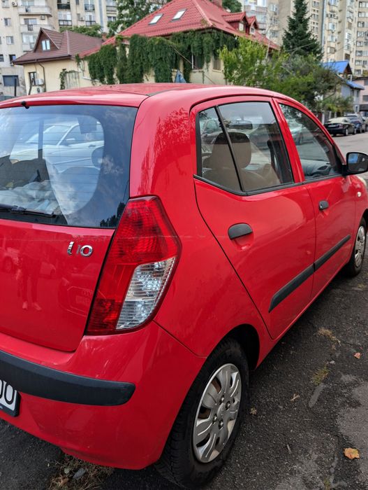 Hyundai i10 1.1 benzină (2010) – 90.844 km, cutie manuală, îngrijită cu drag