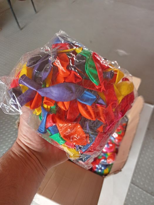 Продавам латексови балони 26 инча