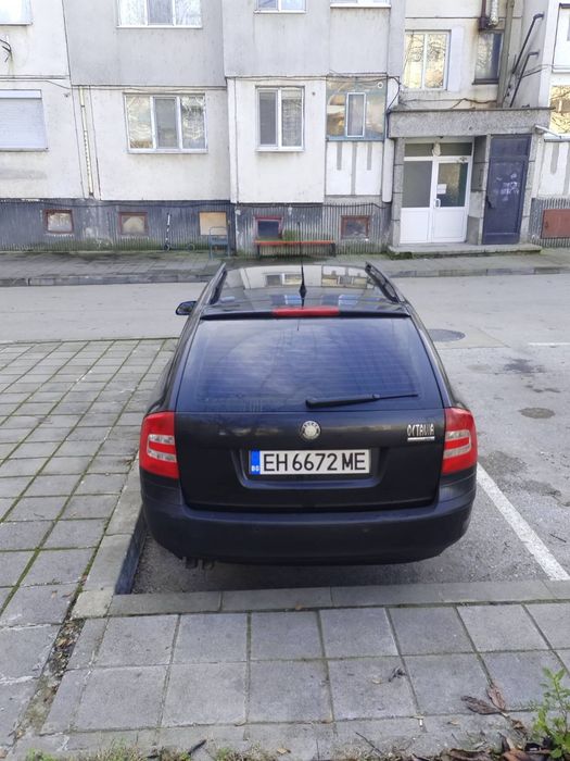 Продавам този автомобил