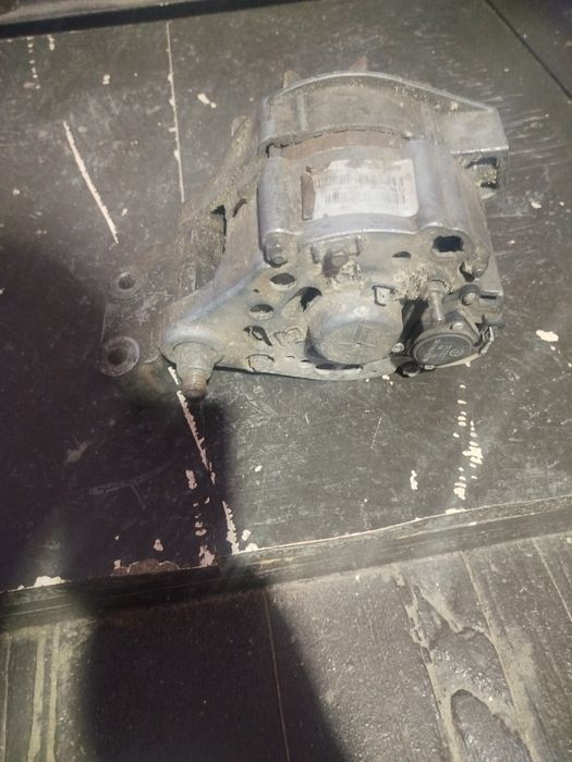 Продам генератор ваз