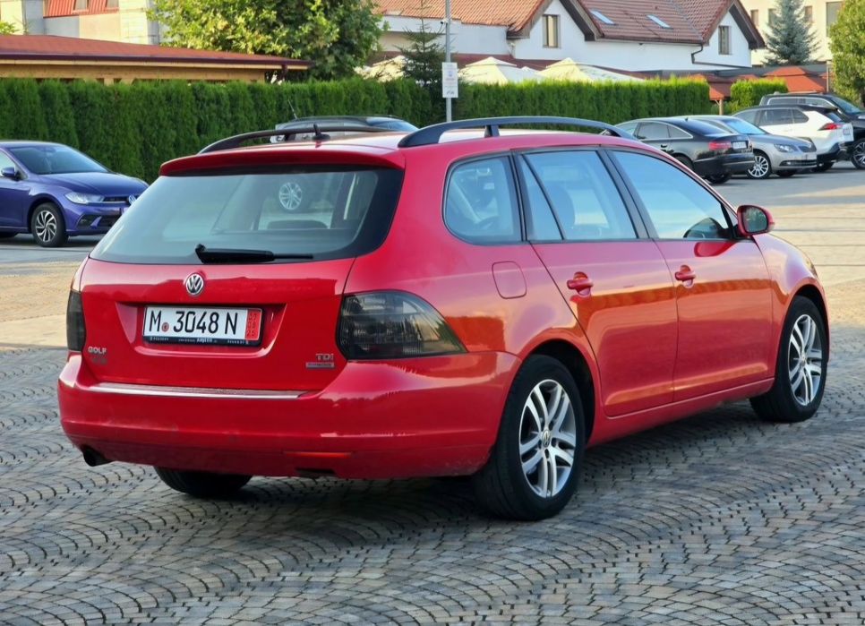 Volkswagen Golf VI 1.6 tdi 105 cp