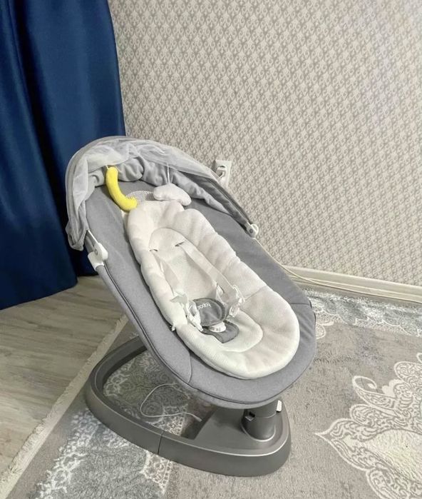 Детский шезлонг-качалка