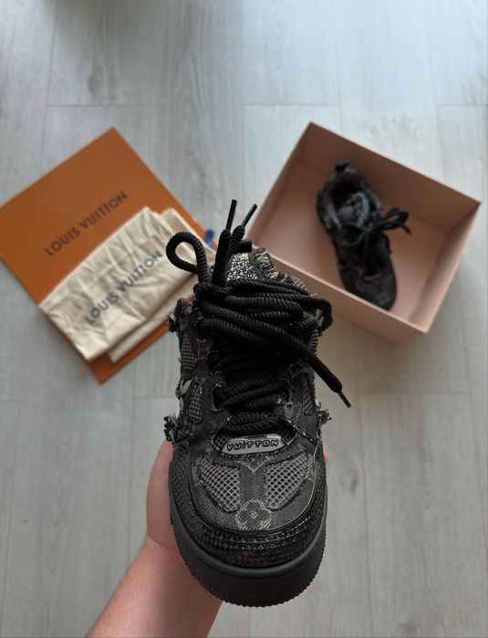 Adidasi Louis Vuitton Skate crystals