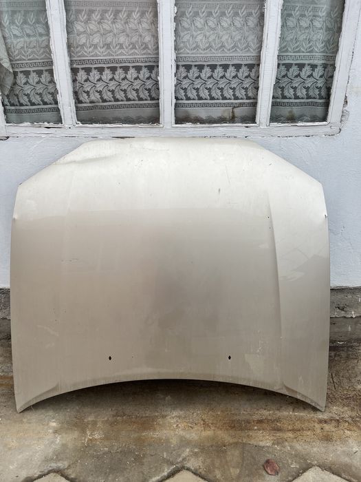 Капот на камри 25