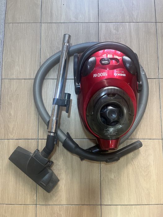 Пылесос BEKO в хорошем состоянии