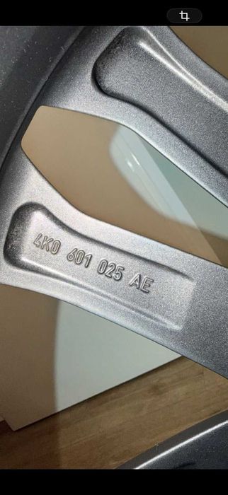 ОРИГИНАЛНИ джанти 21 със зимни гуми Ауди Audi А6 A6 С6 S6 Ц8 C8